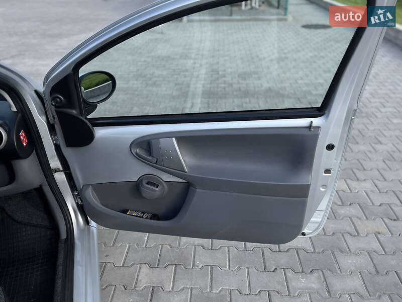 Хетчбек Toyota Aygo 2008 в Києві