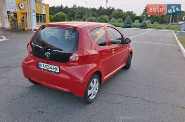 Хэтчбек Toyota Aygo 2007 в 