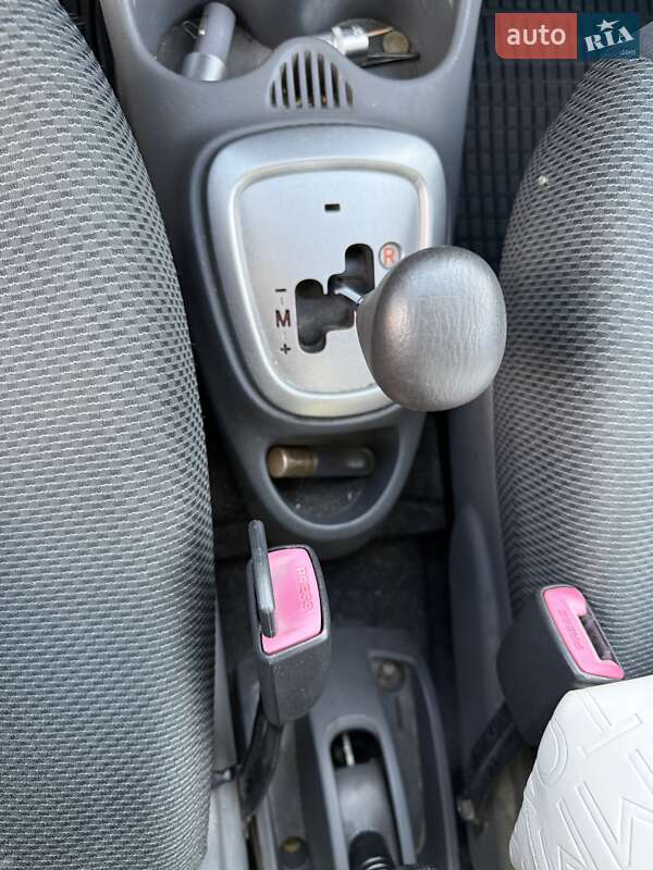 Хэтчбек Toyota Aygo 2005 в Днепре