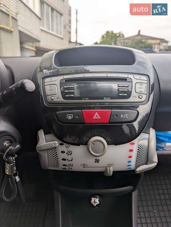 Хетчбек Toyota Aygo 2013 в Львові