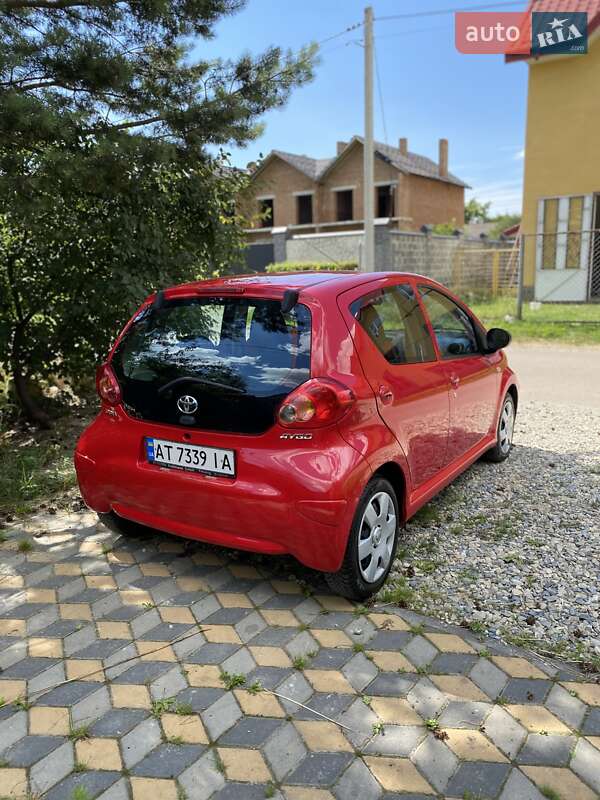 Хэтчбек Toyota Aygo 2008 в Ивано-Франковске