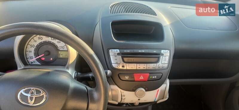 Хэтчбек Toyota Aygo 2007 в Запорожье фото 9 Хэтчбек Toyota Aygo 2007 в Запорожье