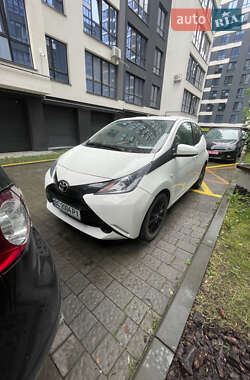 Хетчбек Toyota Aygo 2016 в Івано-Франківську