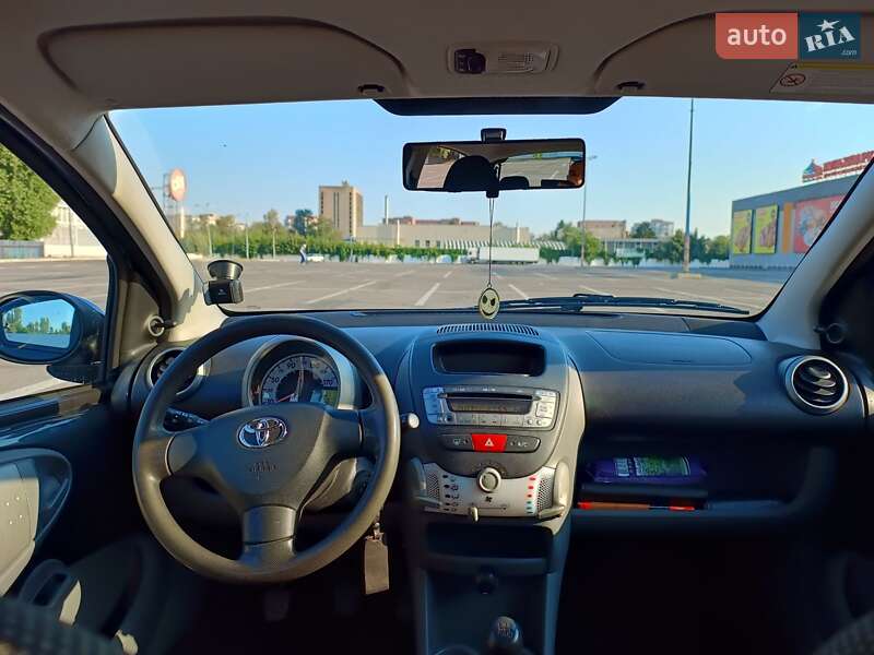 Хетчбек Toyota Aygo 2008 в Полтаві