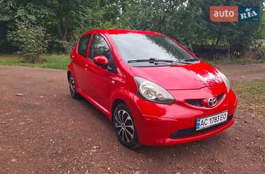 Хетчбек Toyota Aygo 2006 в Нововолинську