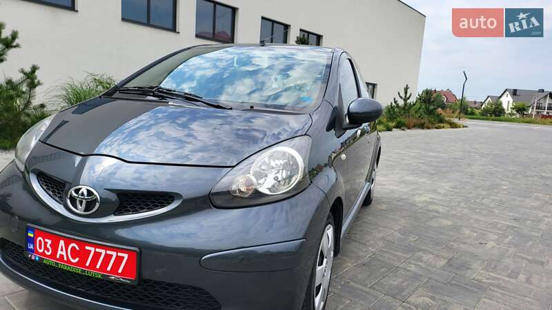 Хэтчбек Toyota Aygo 2007 в Луцке