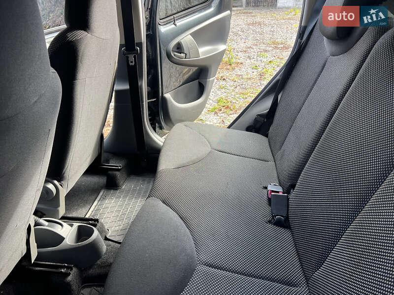 Хэтчбек Toyota Aygo 2010 в Новоднестровске