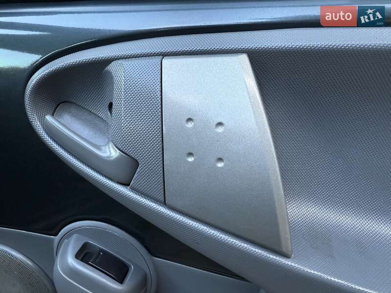 Хетчбек Toyota Aygo 2009 в Рівному