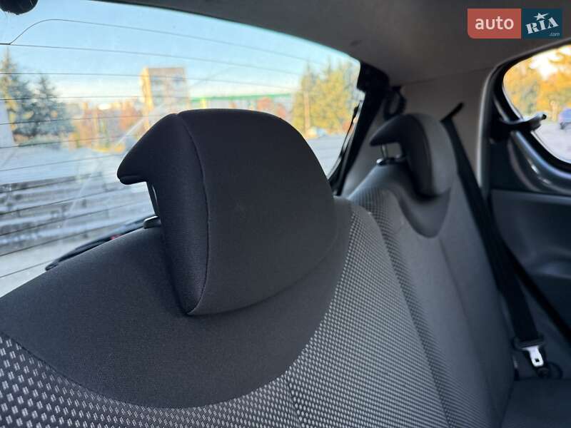 Хетчбек Toyota Aygo 2009 в Рівному