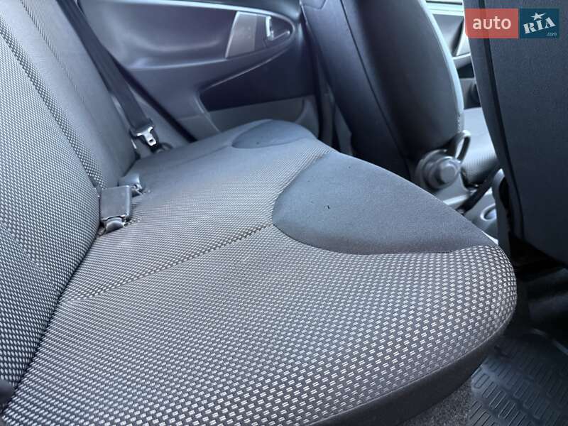 Хетчбек Toyota Aygo 2009 в Рівному