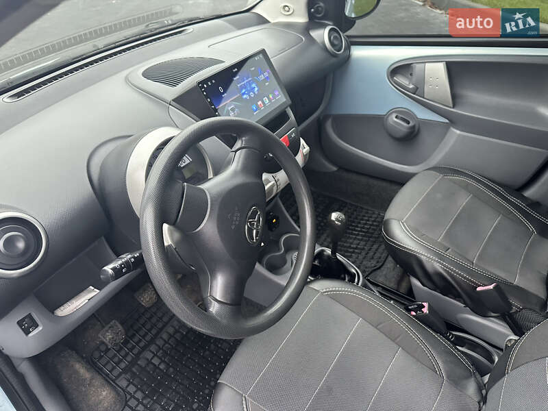 Хэтчбек Toyota Aygo 2005 в Лубнах