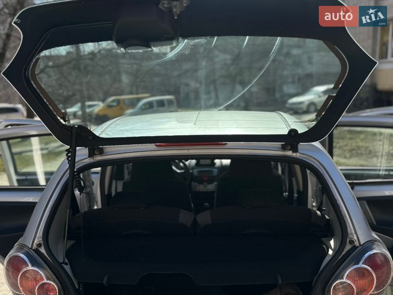 Хэтчбек Toyota Aygo 2014 в Львове фото 9 Хэтчбек Toyota Aygo 2014 в Львове