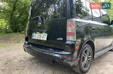 Минивэн Toyota bB 2005 в 