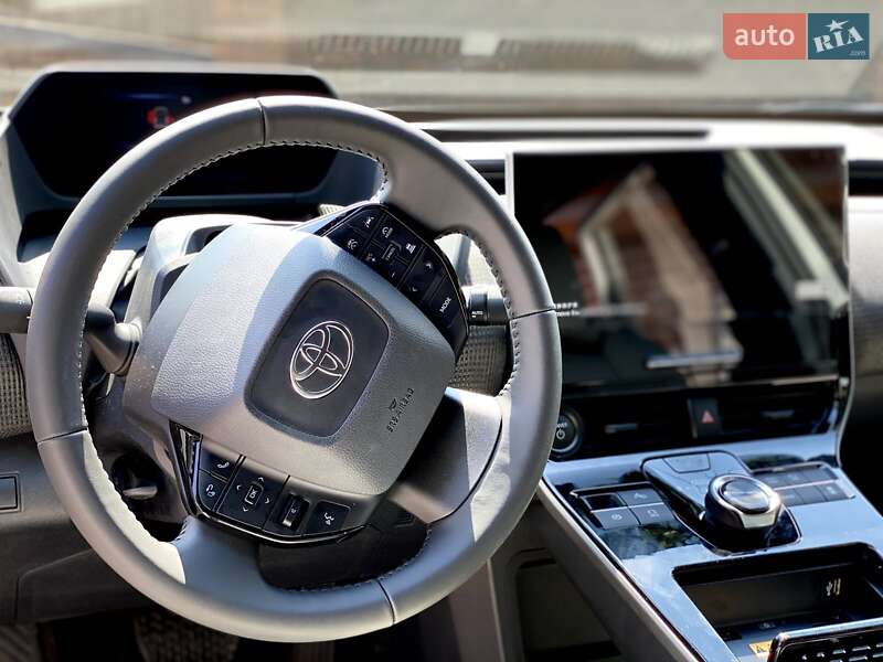Позашляховик / Кросовер Toyota bZ4X 2022 в Вінниці