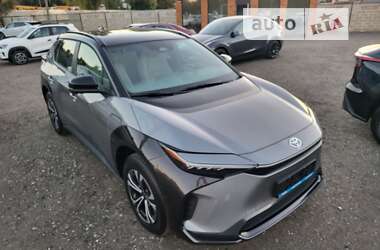 Внедорожник / Кроссовер Toyota bZ4X 2023 в 