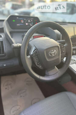 Позашляховик / Кросовер Toyota bZ4X 2023 в 