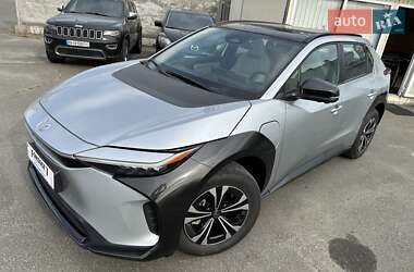 Внедорожник / Кроссовер Toyota bZ4X 2023 в 