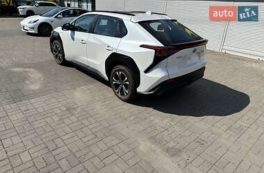Внедорожник / Кроссовер Toyota bZ4X 2023 в 