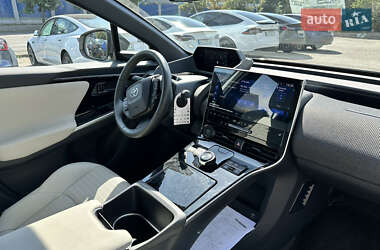 Внедорожник / Кроссовер Toyota bZ4X 2023 в 