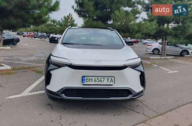 Внедорожник / Кроссовер Toyota bZ4X 2023 в 