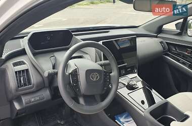 Внедорожник / Кроссовер Toyota bZ4X 2023 в 