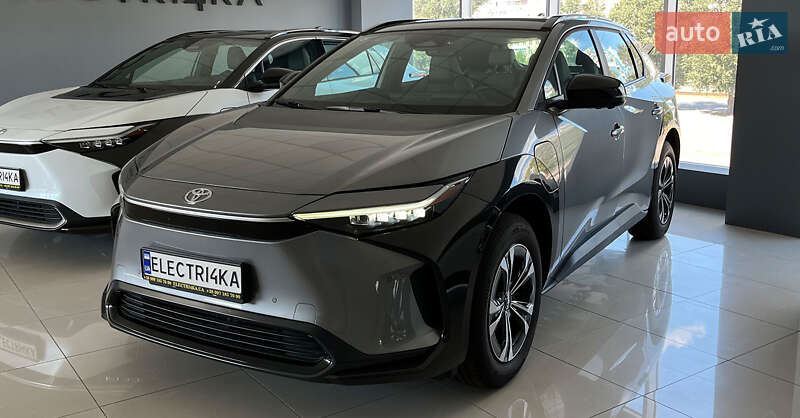 Внедорожник / Кроссовер Toyota bZ4X 2023 в Полтаве