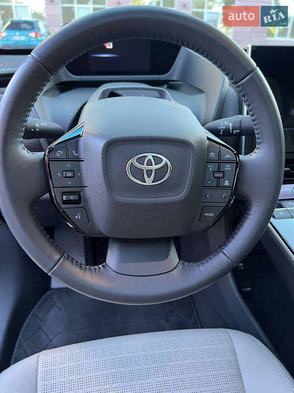 Внедорожник / Кроссовер Toyota bZ4X 2023 в Одессе