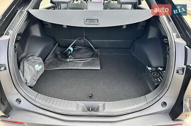 Внедорожник / Кроссовер Toyota bZ4X 2022 в 