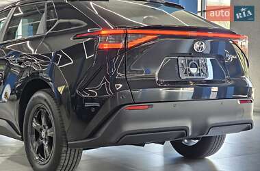 Внедорожник / Кроссовер Toyota bZ4X 2022 в 