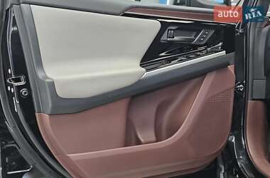 Внедорожник / Кроссовер Toyota bZ4X 2022 в 