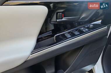 Внедорожник / Кроссовер Toyota bZ4X 2023 в 