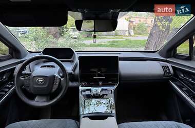 Внедорожник / Кроссовер Toyota bZ4X 2022 в 