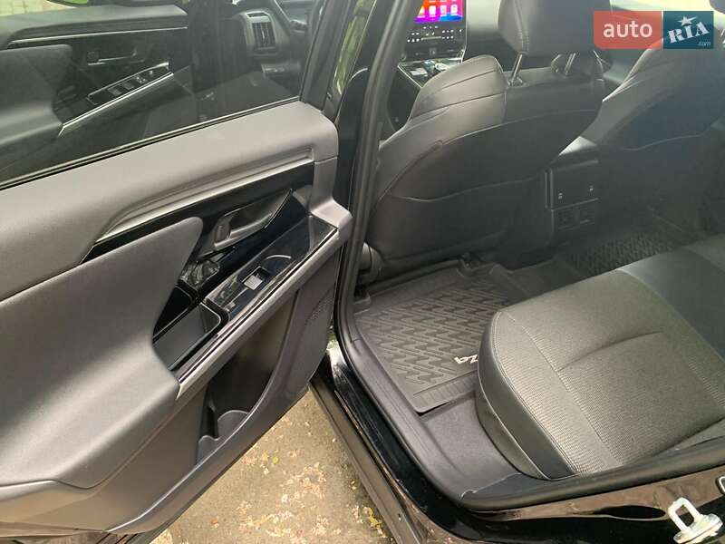 Внедорожник / Кроссовер Toyota bZ4X 2023 в Киеве фото 30 Внедорожник / Кроссовер Toyota bZ4X 2023 в Киеве