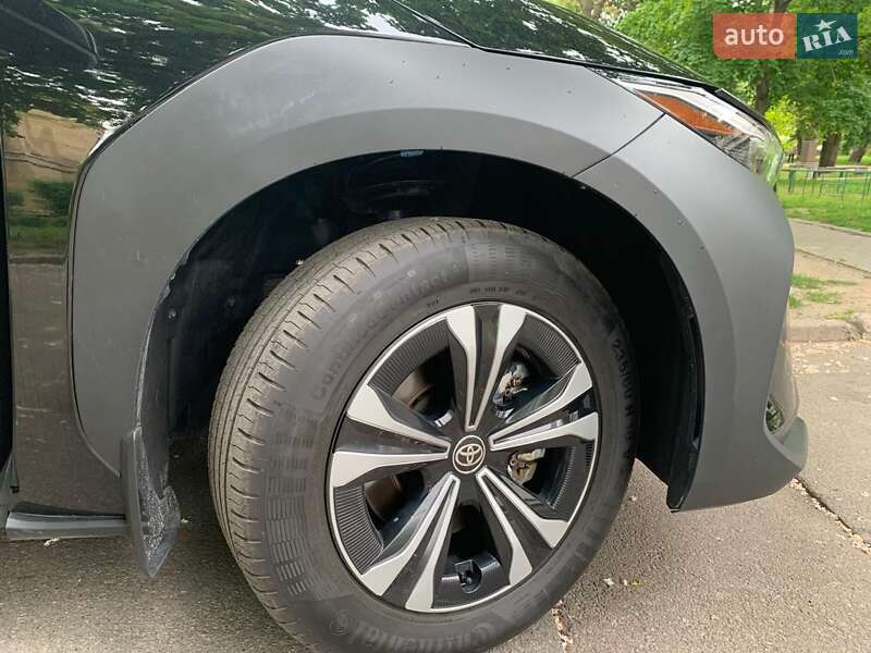 Внедорожник / Кроссовер Toyota bZ4X 2023 в Киеве фото 41 Внедорожник / Кроссовер Toyota bZ4X 2023 в Киеве