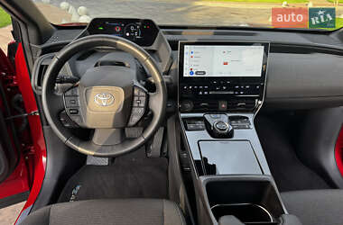 Внедорожник / Кроссовер Toyota bZ4X 2023 в 