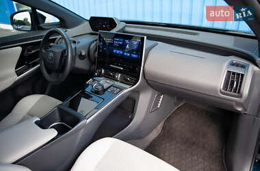 Внедорожник / Кроссовер Toyota bZ4X 2022 в 