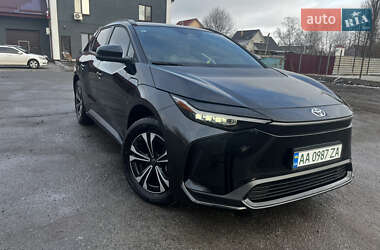 Внедорожник / Кроссовер Toyota bZ4X 2023 в Звягеле