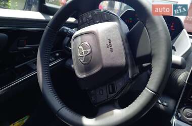 Внедорожник / Кроссовер Toyota bZ4X 2023 в 