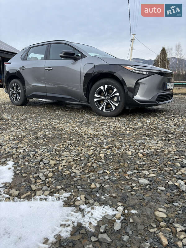 Внедорожник / Кроссовер Toyota bZ4X 2022 в Стрые фото 6 Внедорожник / Кроссовер Toyota bZ4X 2022 в Стрые