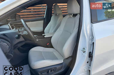 Внедорожник / Кроссовер Toyota bZ4X 2022 в 