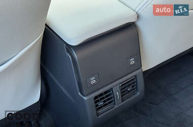 Внедорожник / Кроссовер Toyota bZ4X 2022 в 