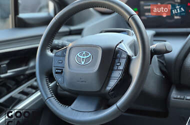 Внедорожник / Кроссовер Toyota bZ4X 2022 в 