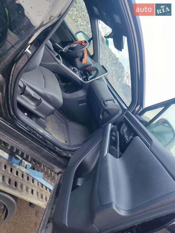 Внедорожник / Кроссовер Toyota bZ4X 2023 в Киеве фото 51 Внедорожник / Кроссовер Toyota bZ4X 2023 в Киеве