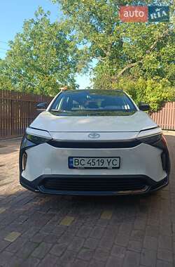 Внедорожник / Кроссовер Toyota bZ4X 2024 в 