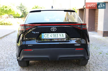 Внедорожник / Кроссовер Toyota bZ4X 2023 в 