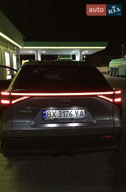 Внедорожник / Кроссовер Toyota bZ4X 2024 в 