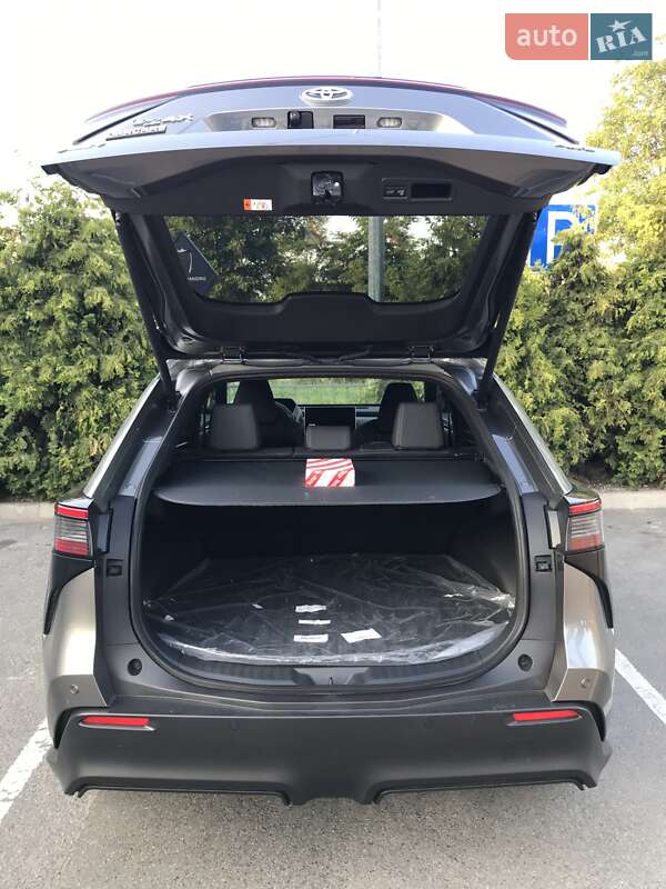 Внедорожник / Кроссовер Toyota bZ4X 2024 в Киеве