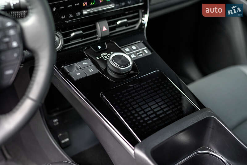 Внедорожник / Кроссовер Toyota bZ4X 2023 в Львове