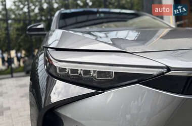Внедорожник / Кроссовер Toyota bZ4X 2023 в 