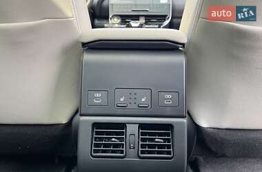 Внедорожник / Кроссовер Toyota bZ4X 2023 в 